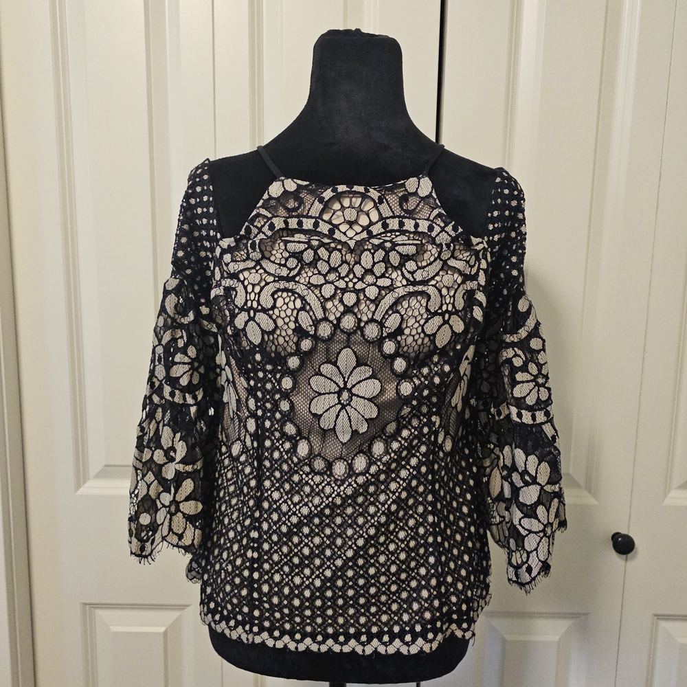 VENUS Cold Shoulder Black & Cream Lace Blouse Top SZ 8